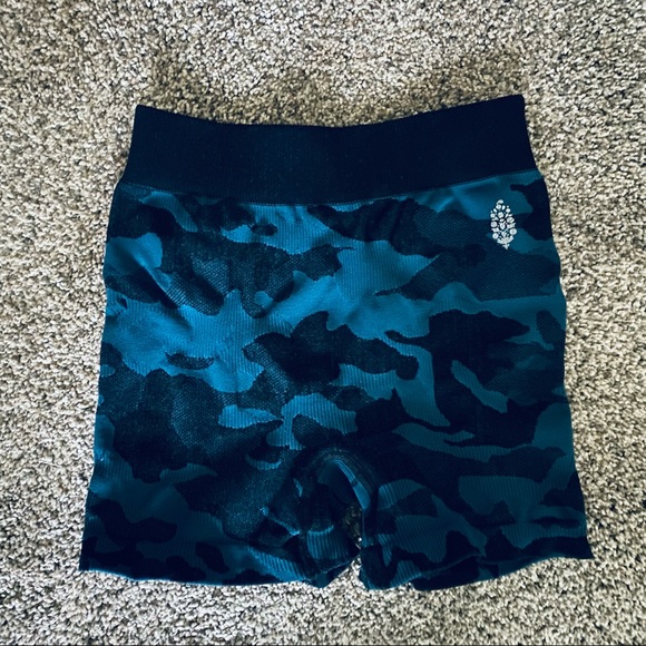 Free People Pants - Free People Movement blue camouflage tight shorts